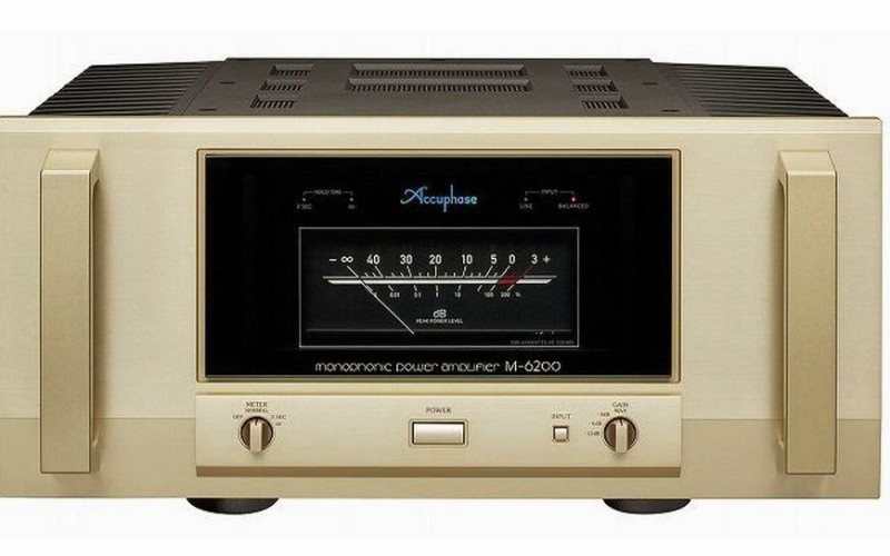 ACCUPHASE M-6200
