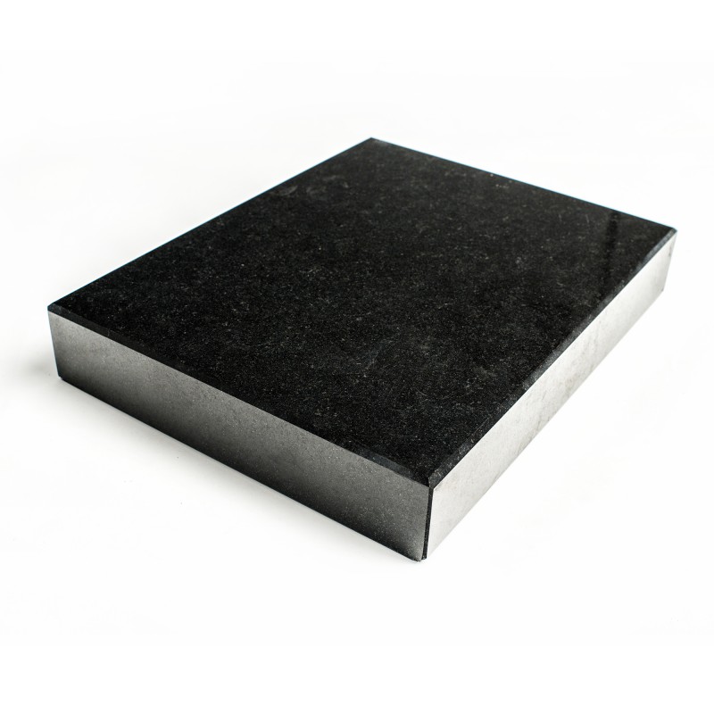 podstawa-pod-glosniki-czarny-granit