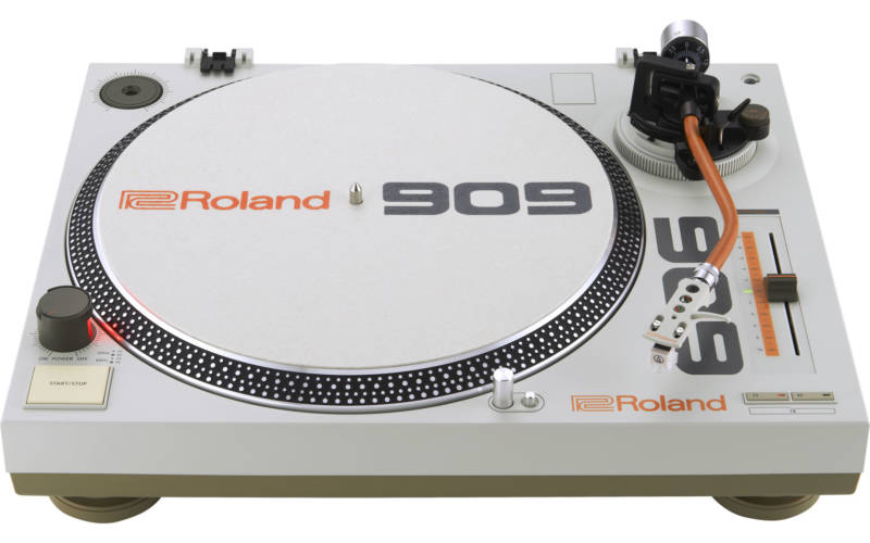 ROLAND TT-99