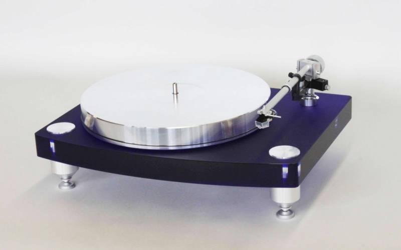 THORENS RETURNS TO GERMANY